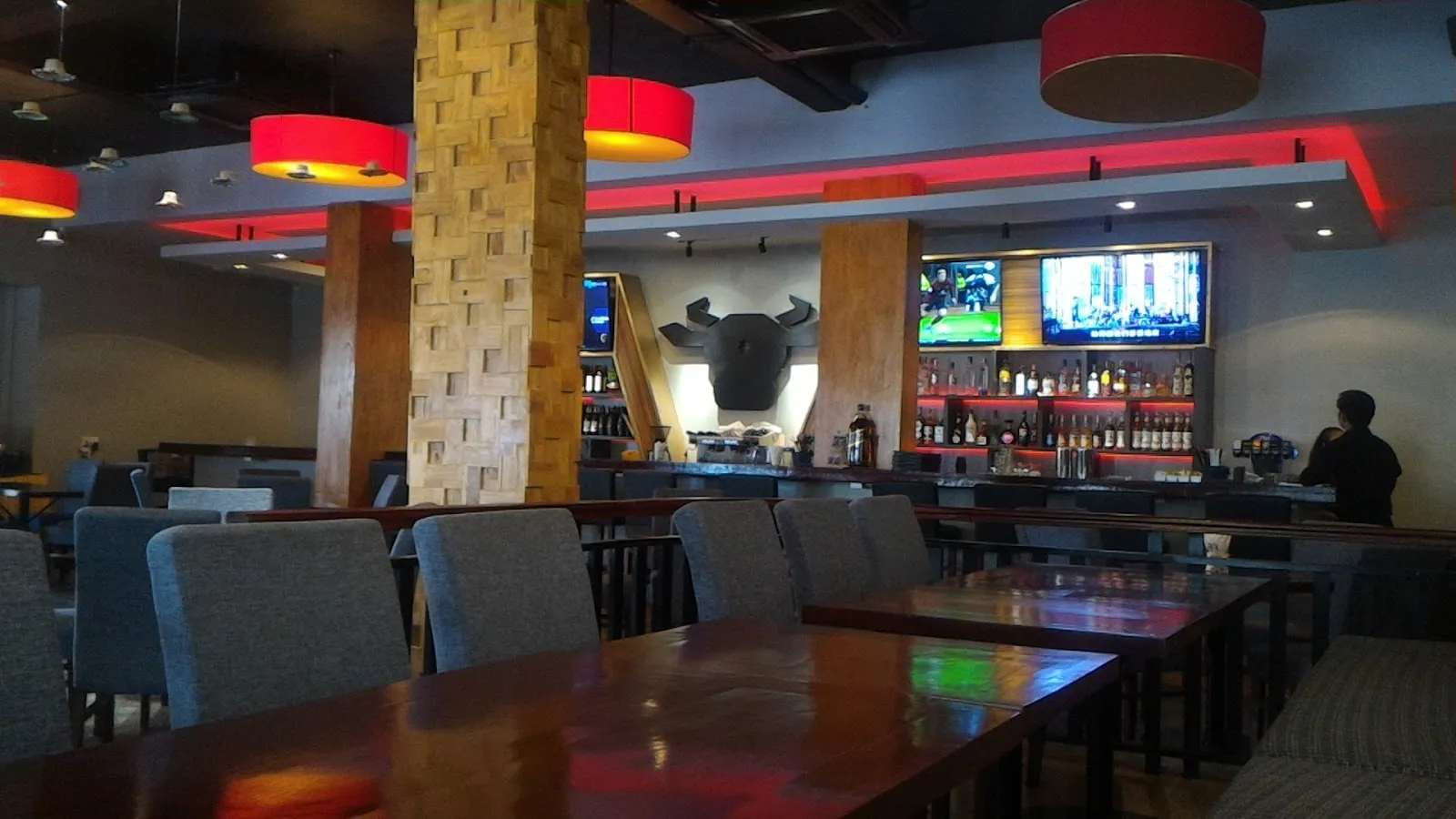 Mimosa Bar&Grill - Image 2