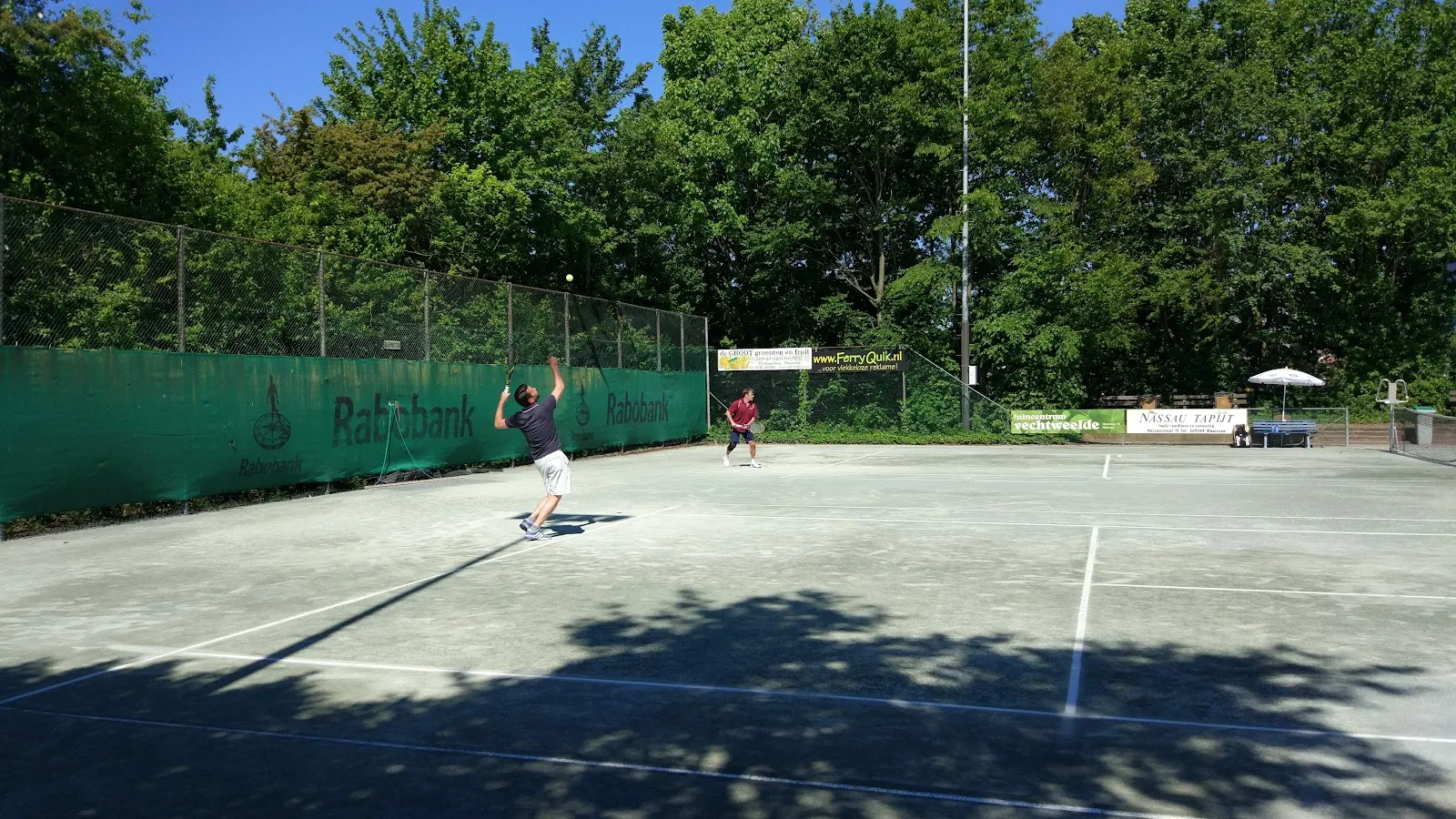 Tennisvereniging Luck Raeck logo
