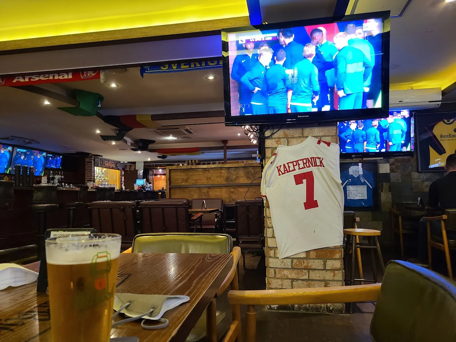 Sam Ryan's Sports Bar & Grill - Image 2