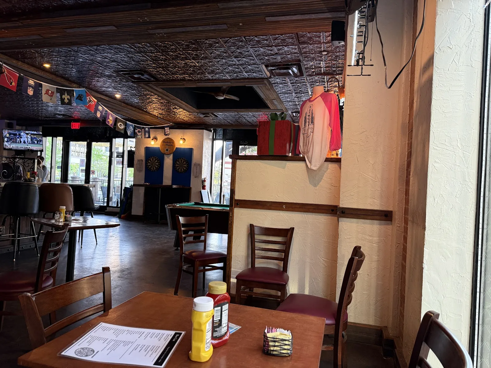 Harwood Tavern - Image 2