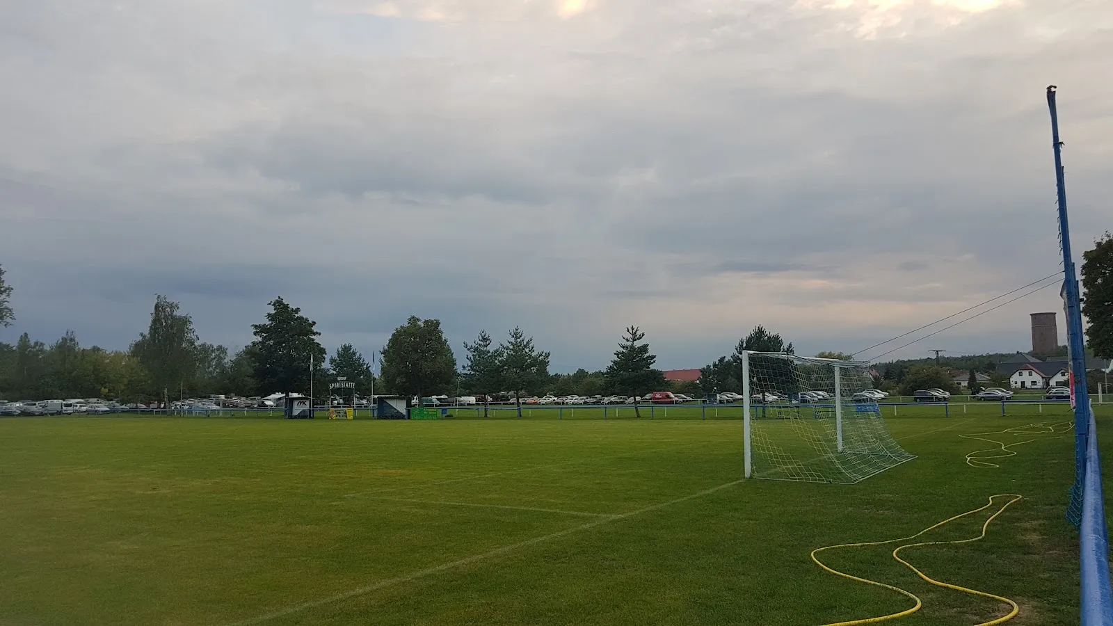 Blauer Punkt SV Blau-Weiß Deutzen - Image 4