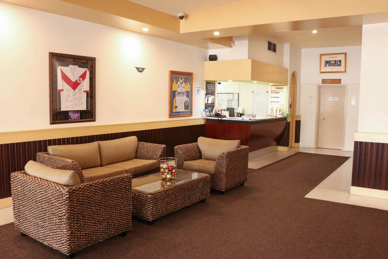 Acacia Ridge Hotel - Image 3