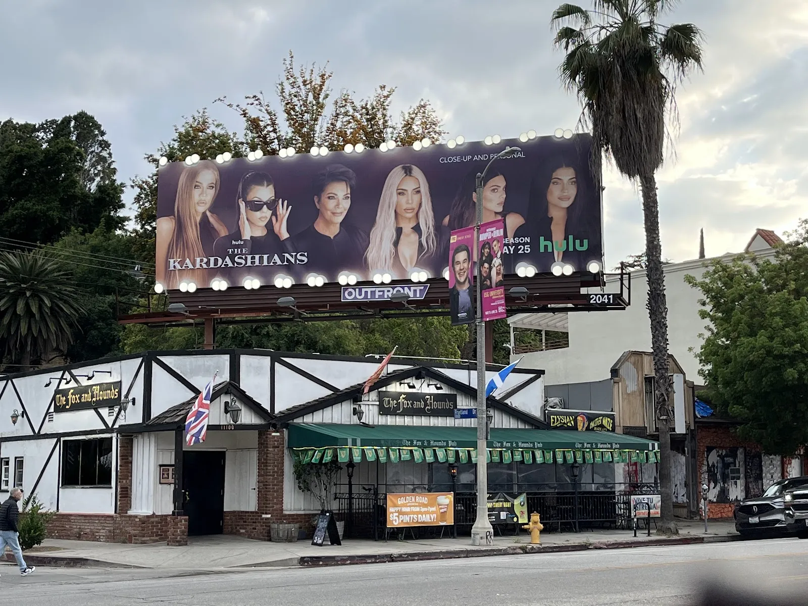 The Fox & Hounds - Image 4