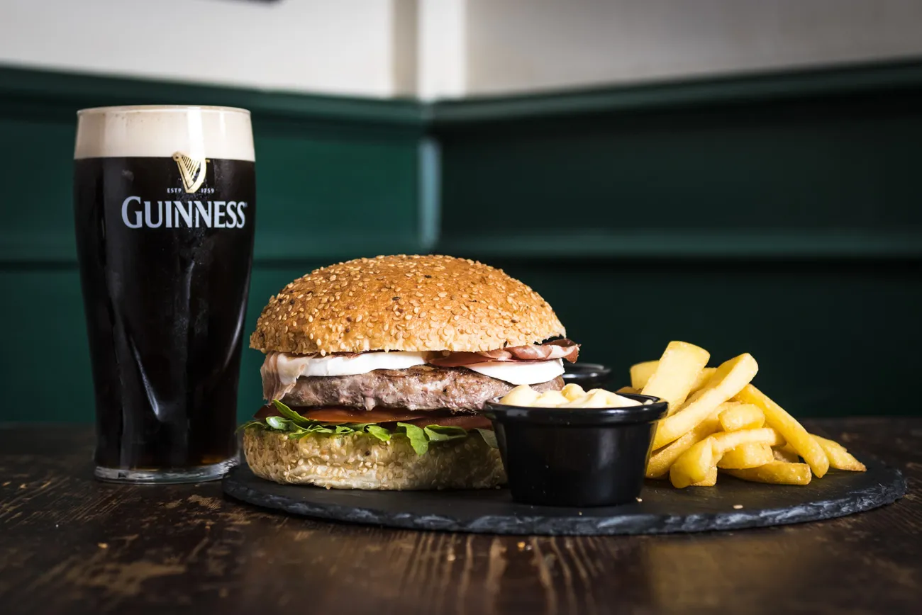 Mister Hyde Pub - Image 4
