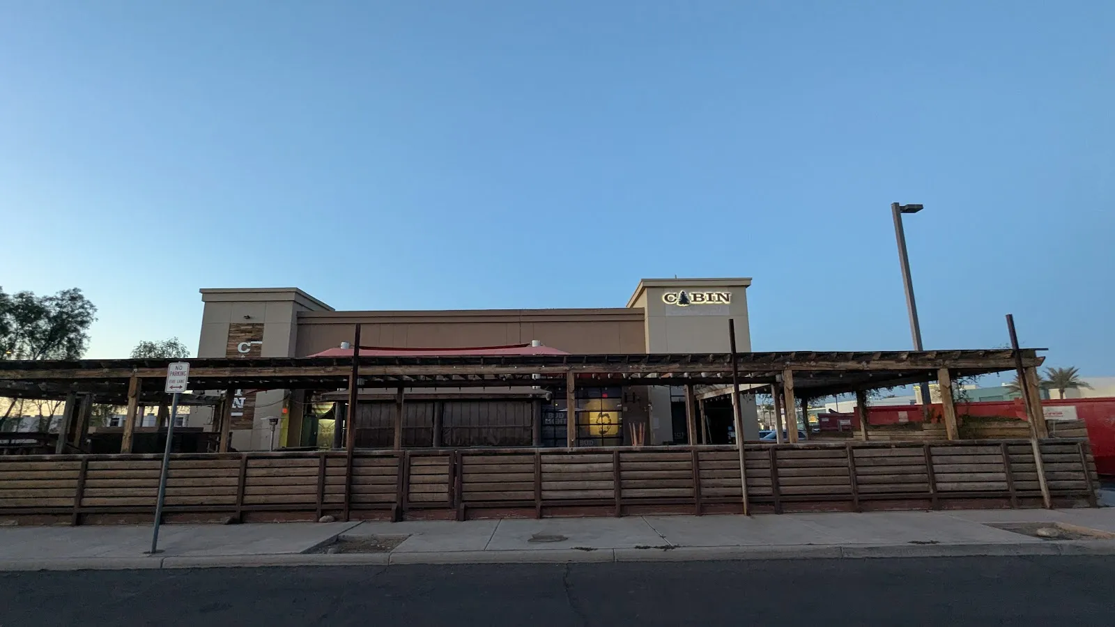 The Cabin Whiskey & Grill - Image 4