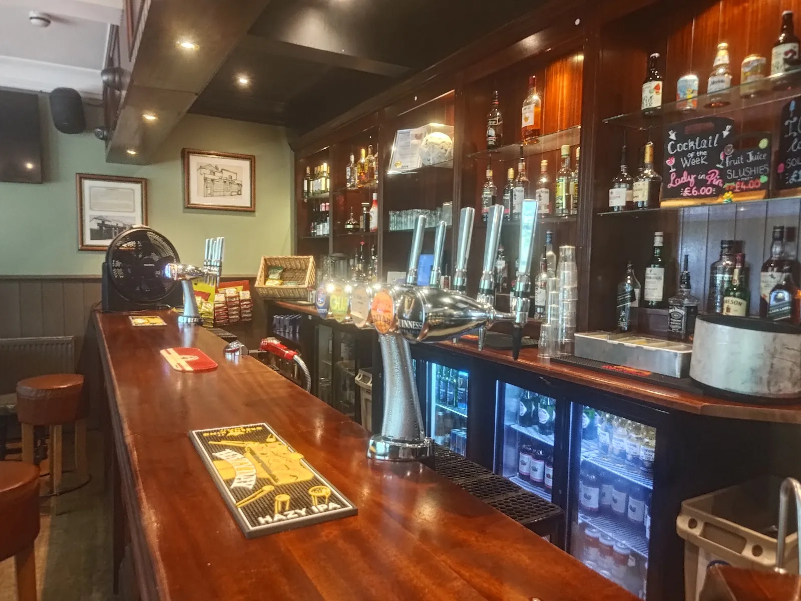 The Antwerp Arms - Image 3