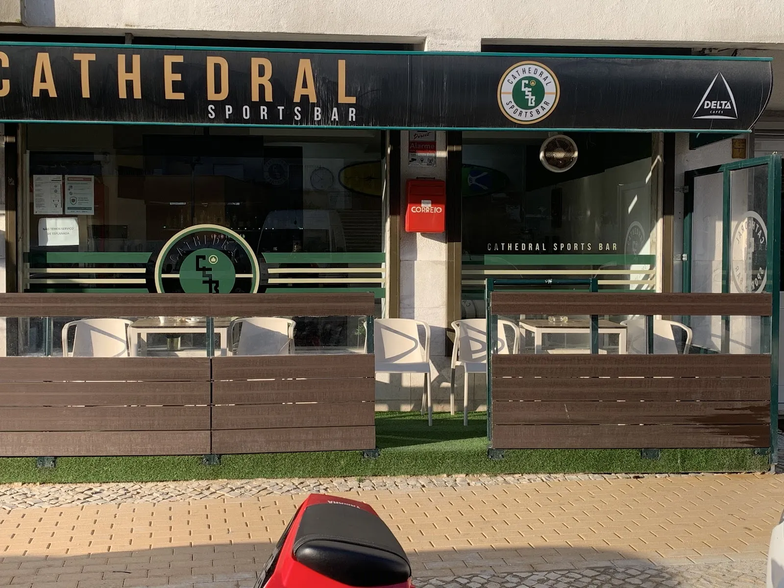 Cathedral Sports Bar - Image 2
