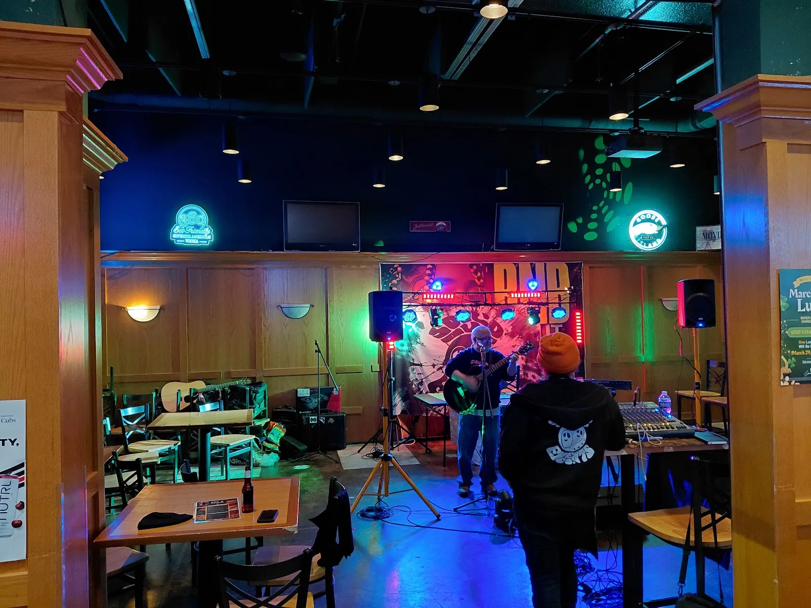 Paulie's Pub and Grille - Image 3