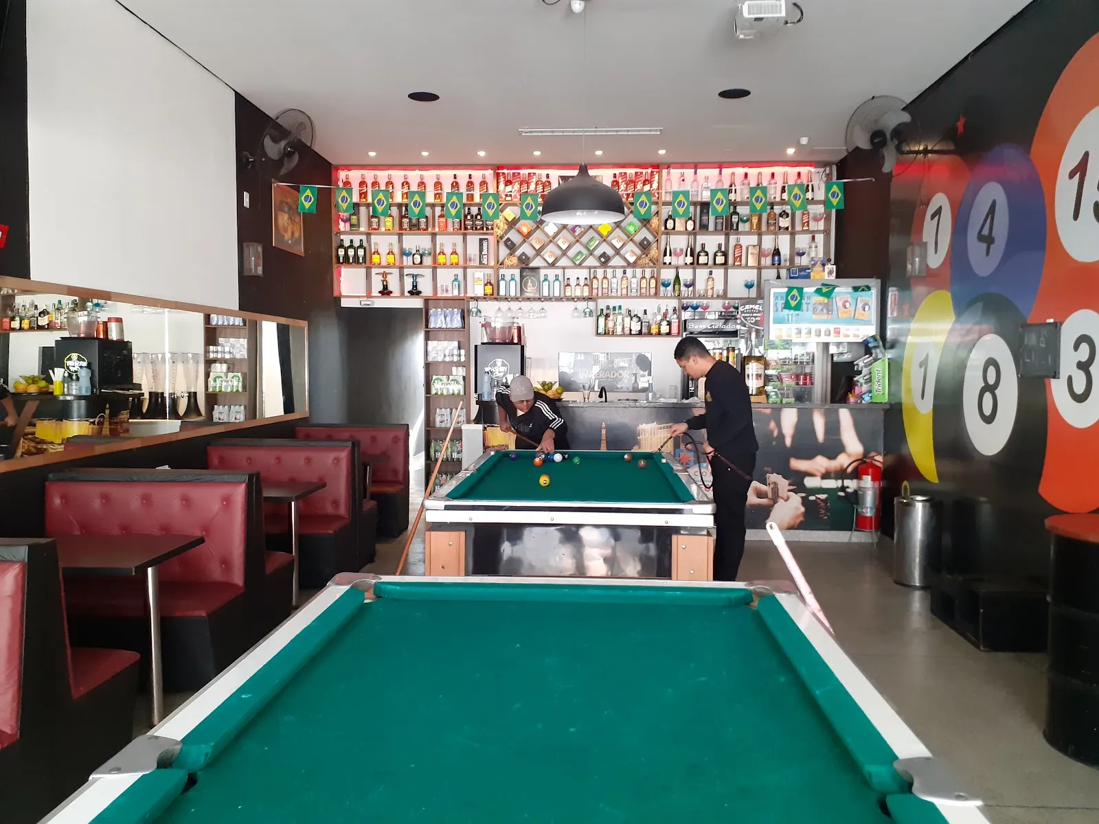 Imperador Snooker Bar - Image 2