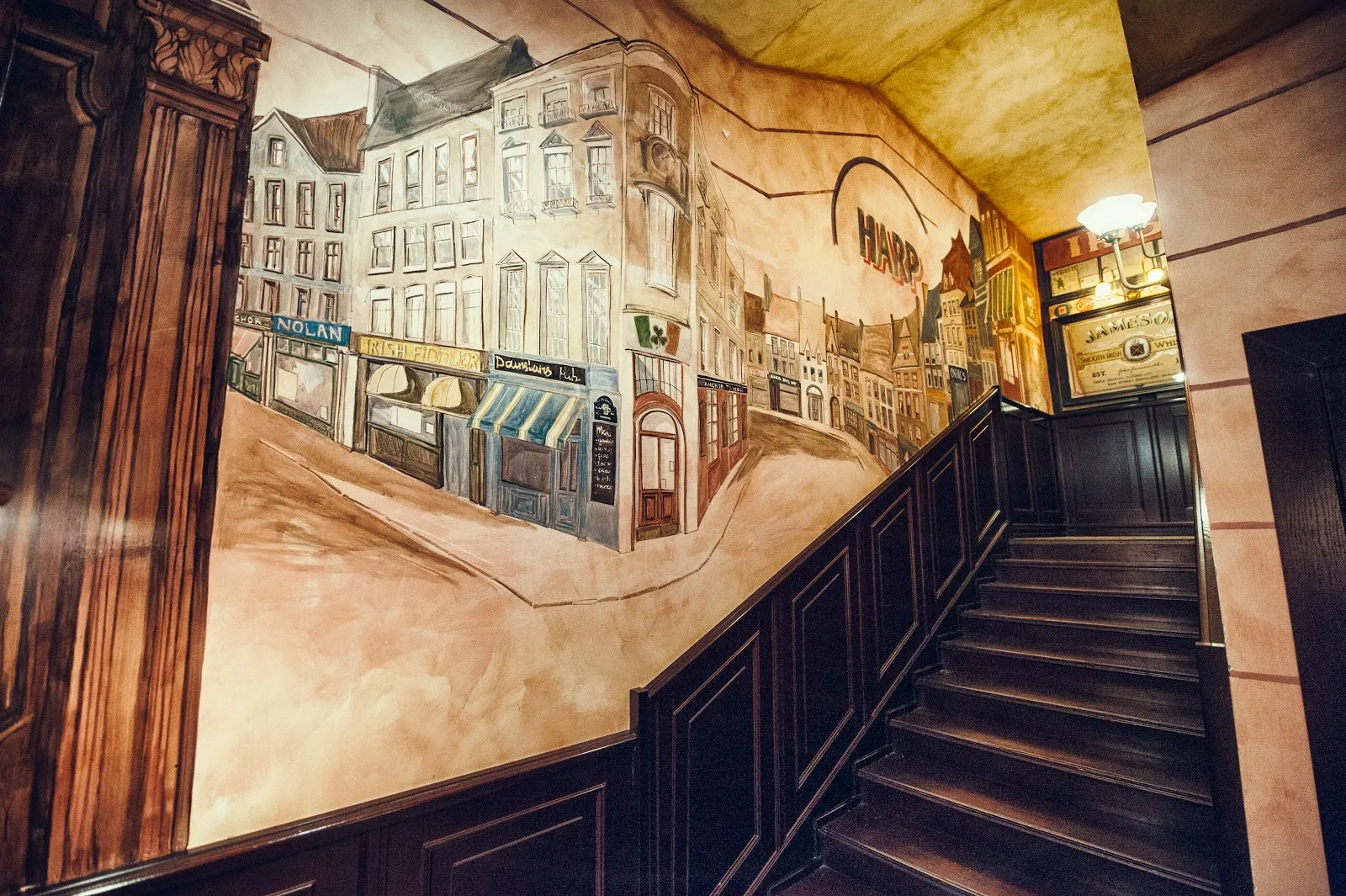 Tap & Barrel Pub - Image 4