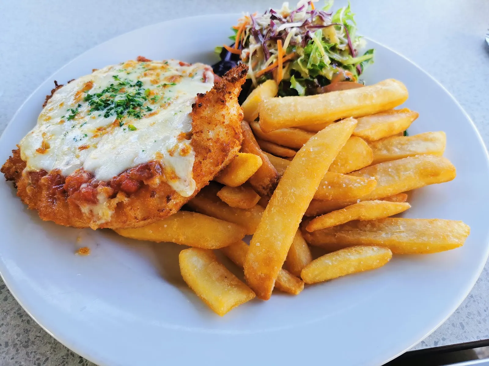 Albies Bar and Bistro - Image 2