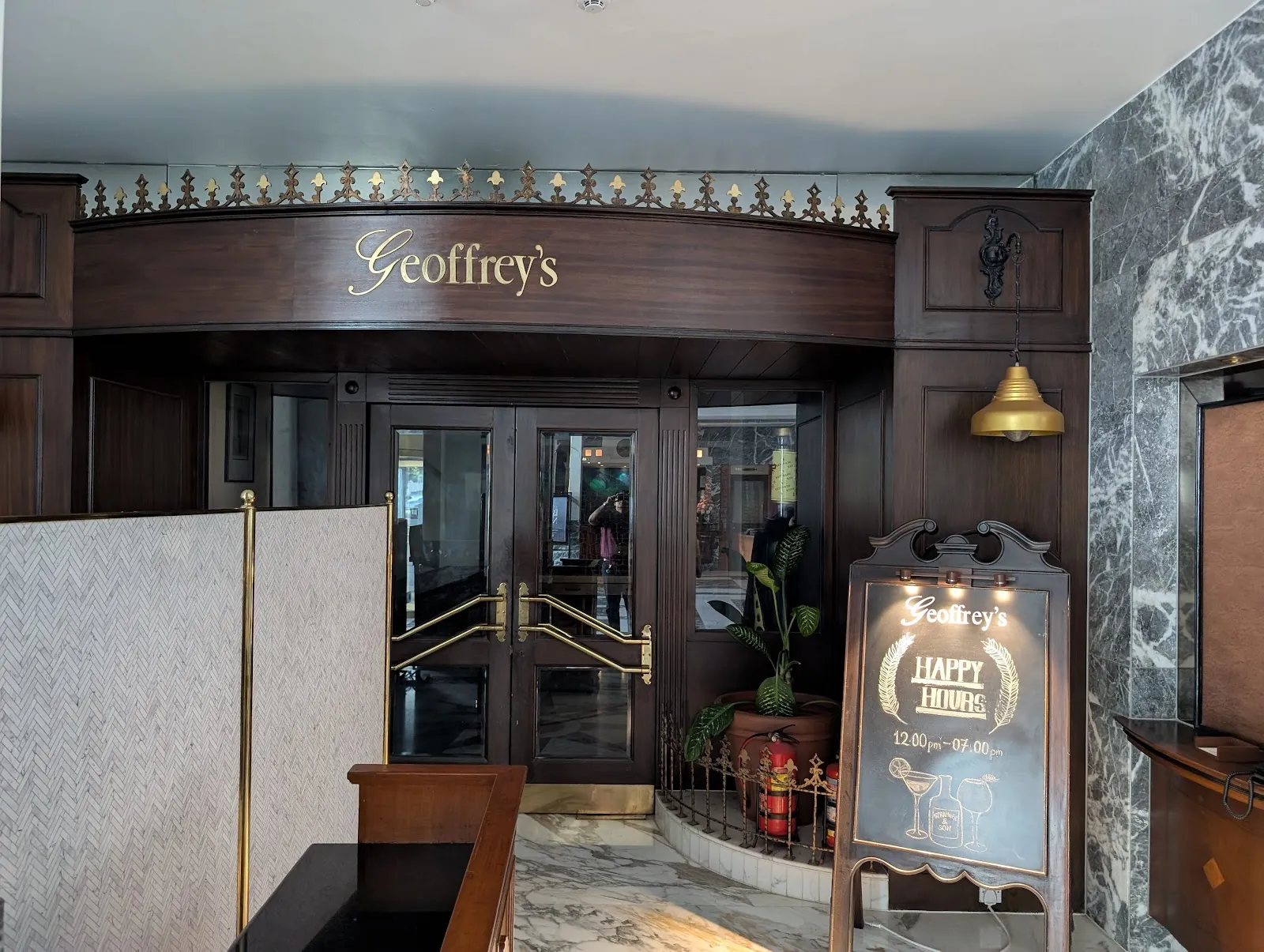 Geoffrey's logo