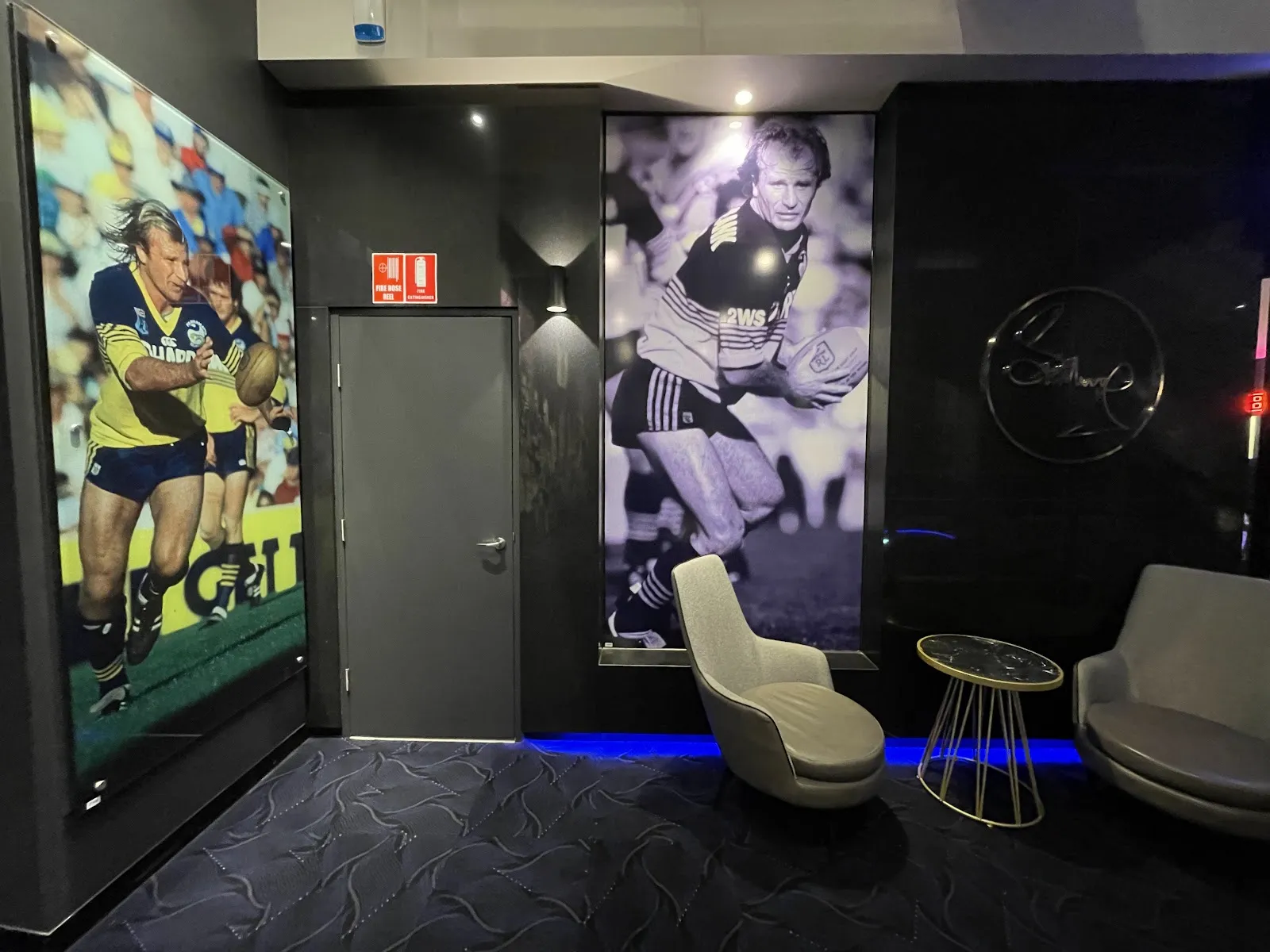 Sterlo's Sports Bar - Image 2