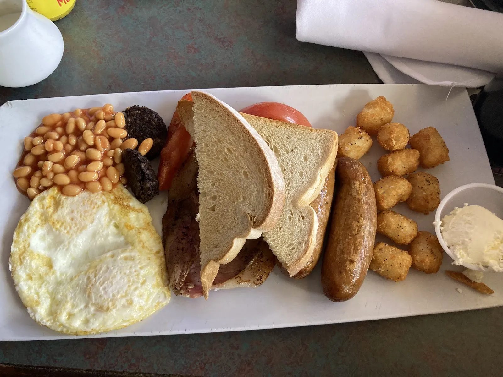 Lion and Eagle Pub - Image 3