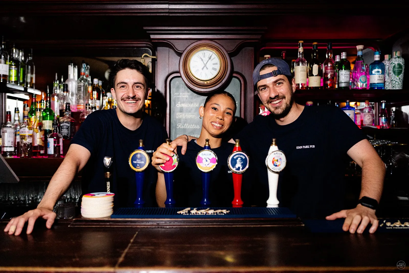 Eden Park Pub Paris - Image 2