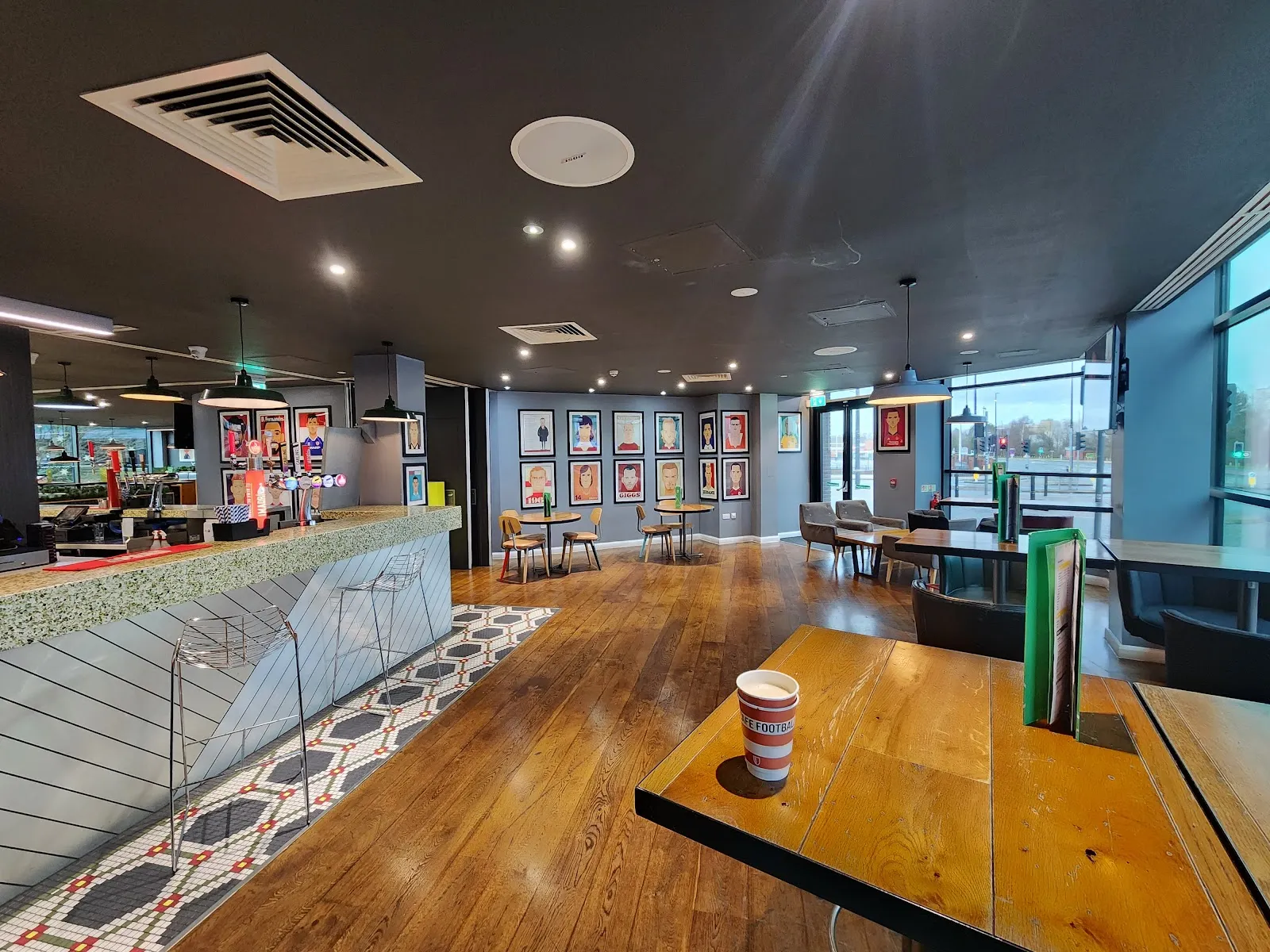 Cafe Football - Image 4