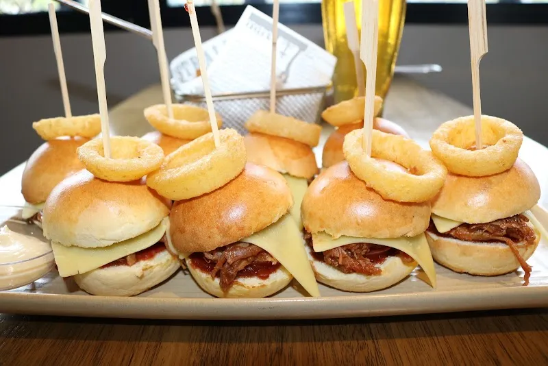 The Sportsbar, Mindil Beach Casino Resort logo