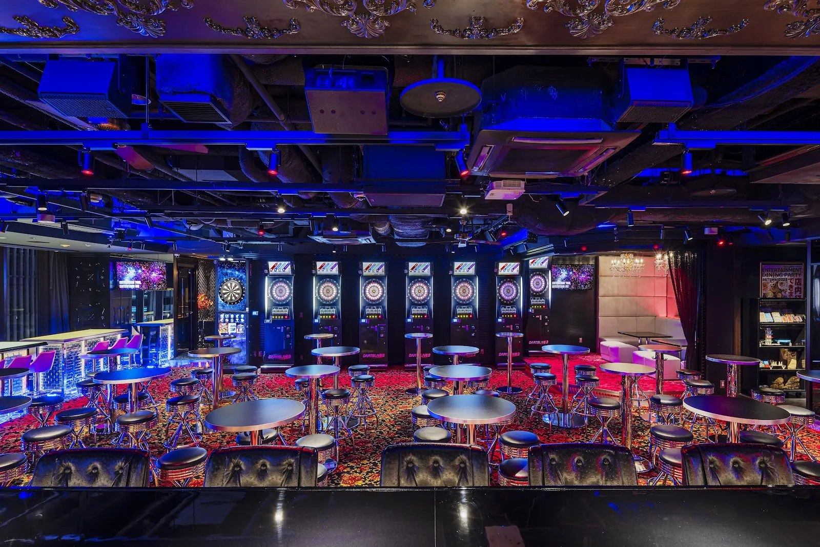 Dining Darts Bar Bee Bee Yurakucho - Image 4