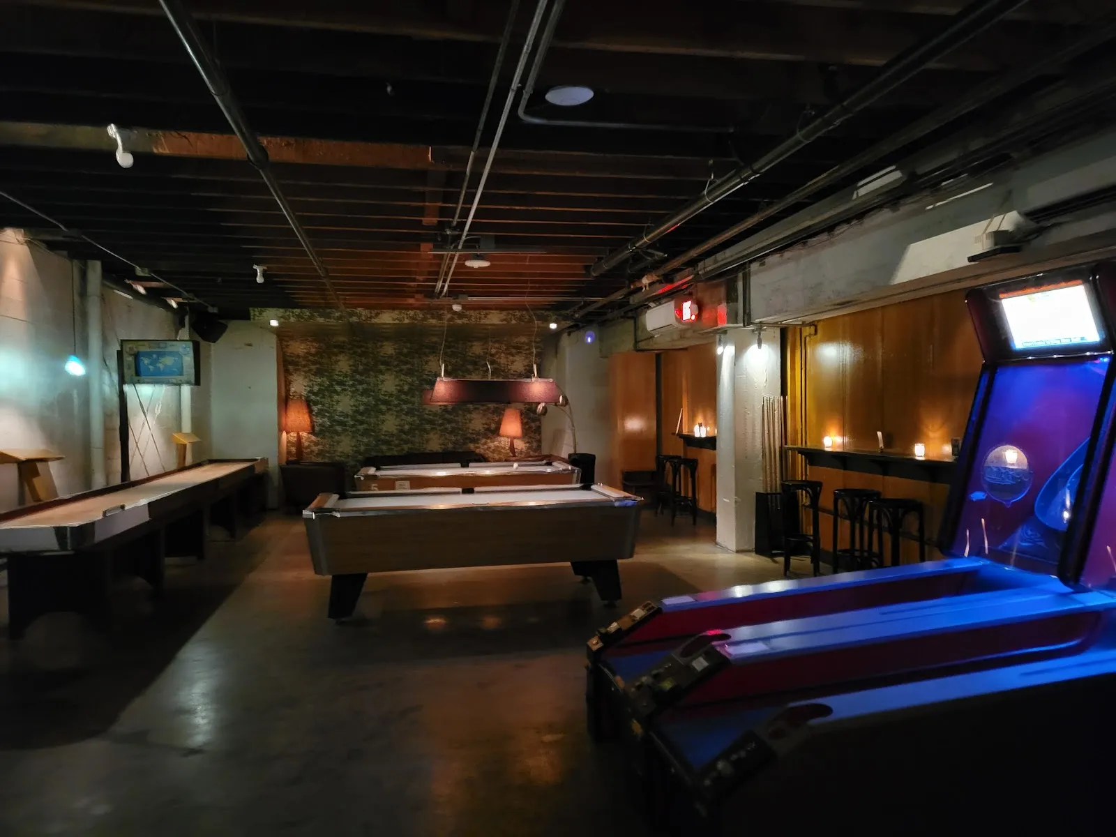 Valley Bar - Image 2