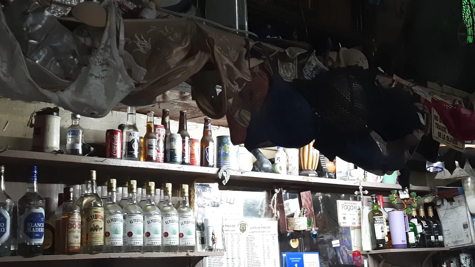 Morelia's Bar - Image 3