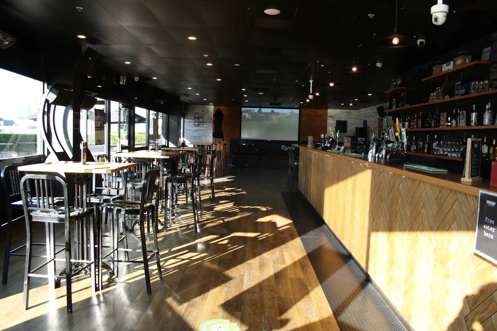 Workshop Bar