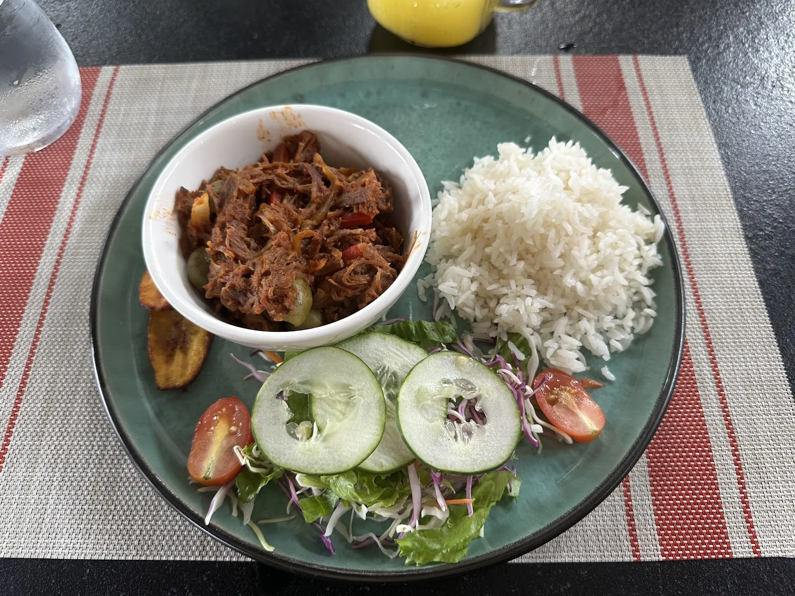 Estoy Asao Wood Roast and Cuban Food - Image 2