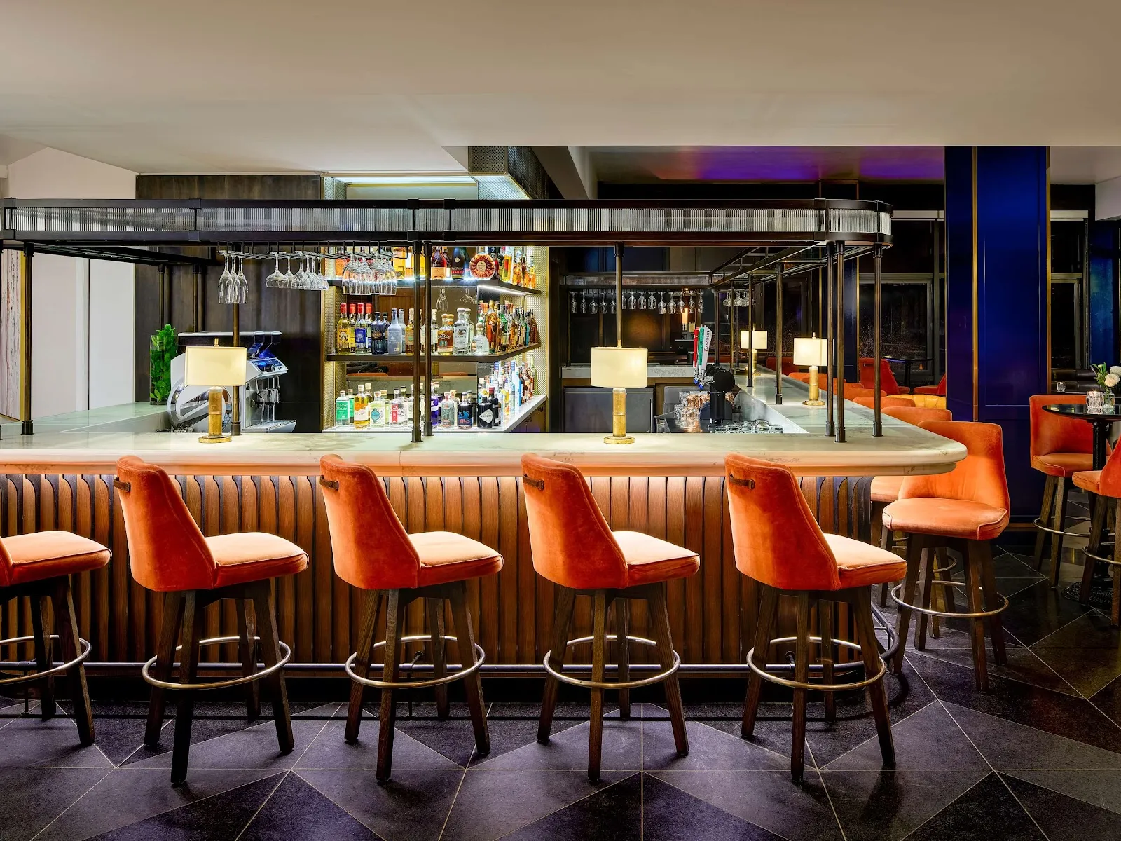 AXE Lounge Bar - Image 2