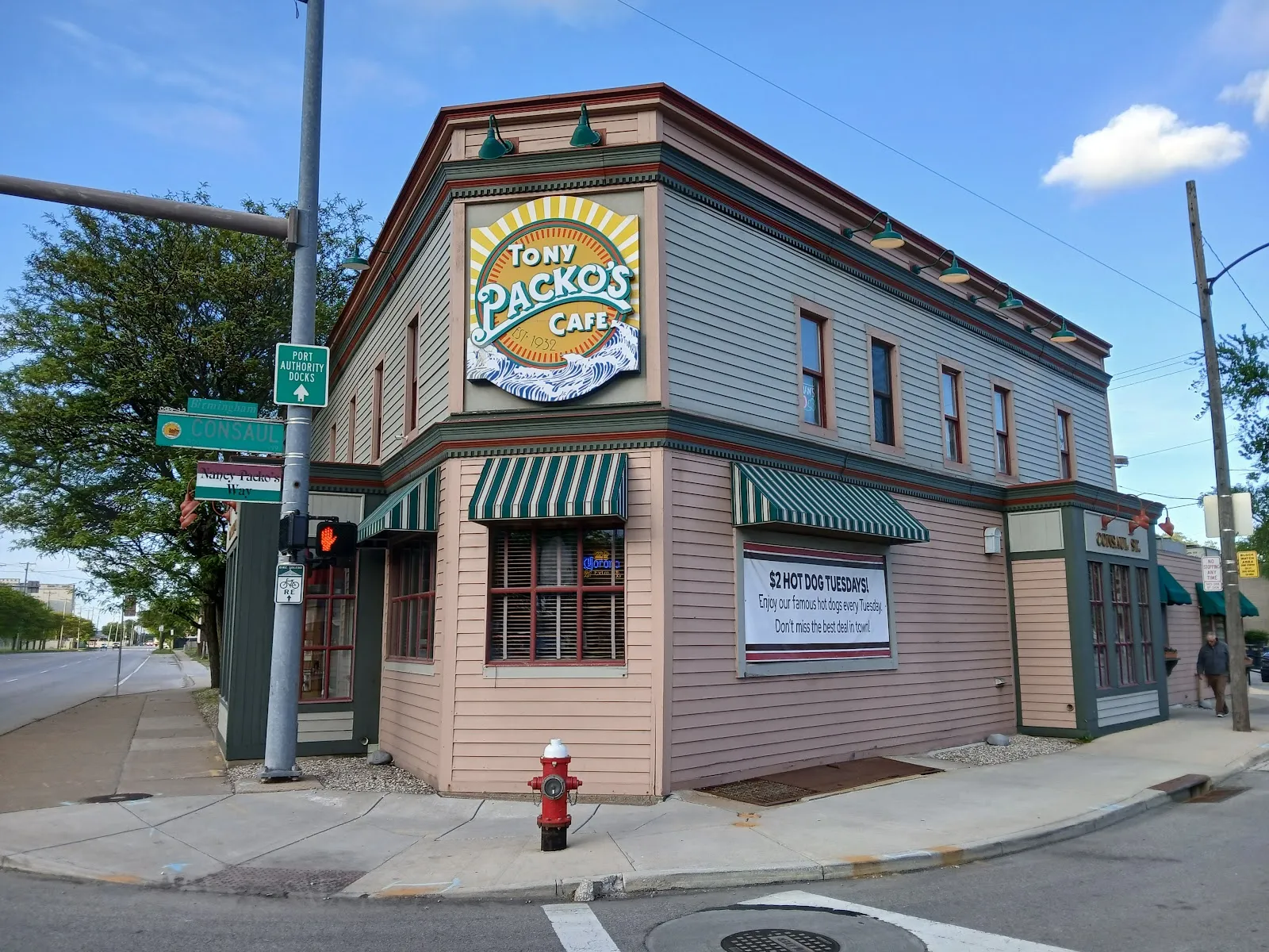 Tony Packo's Cafe - Image 2