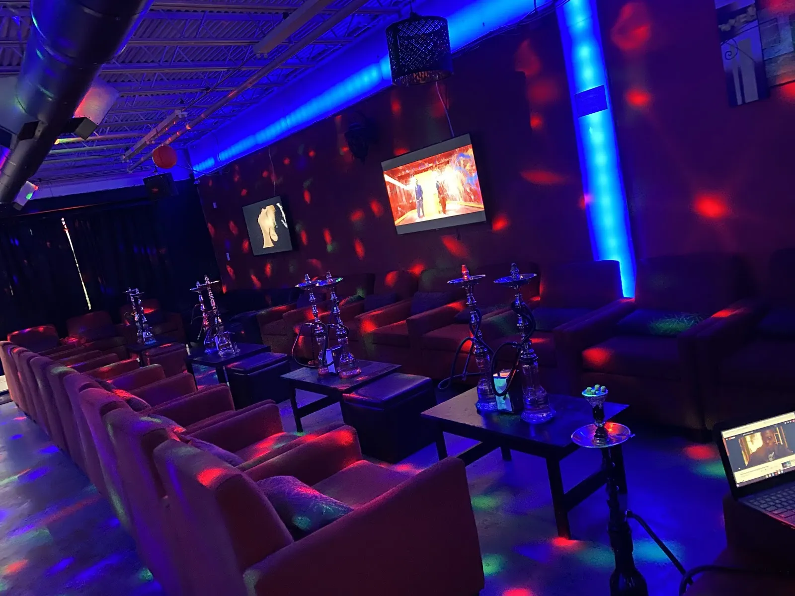 Hookah Hut