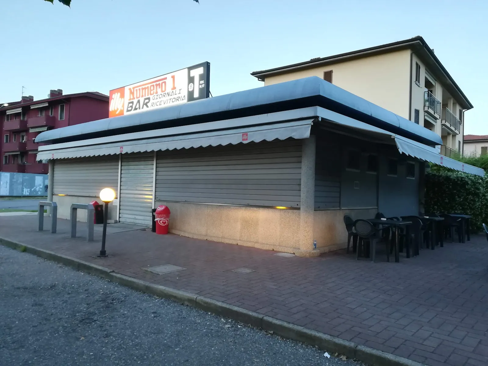 BAR NUMBER 1 - Image 2