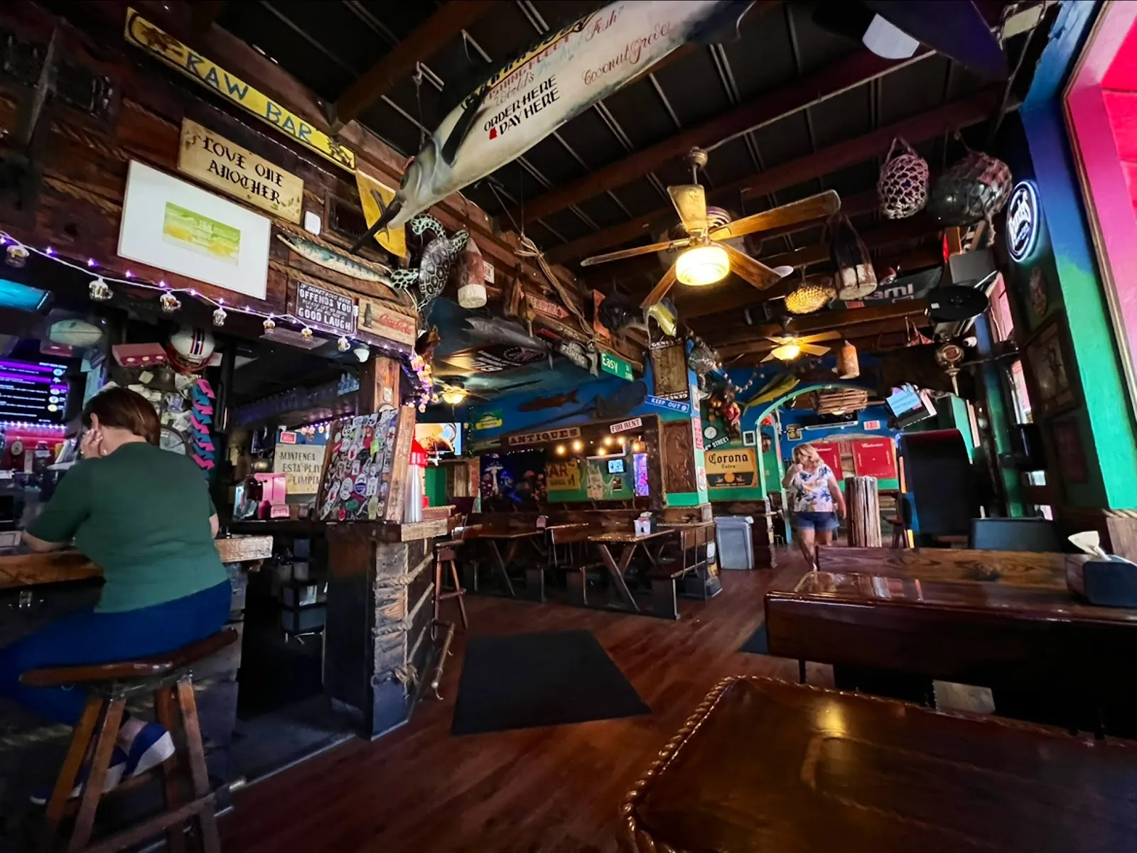 Barracuda Taphouse & Grill