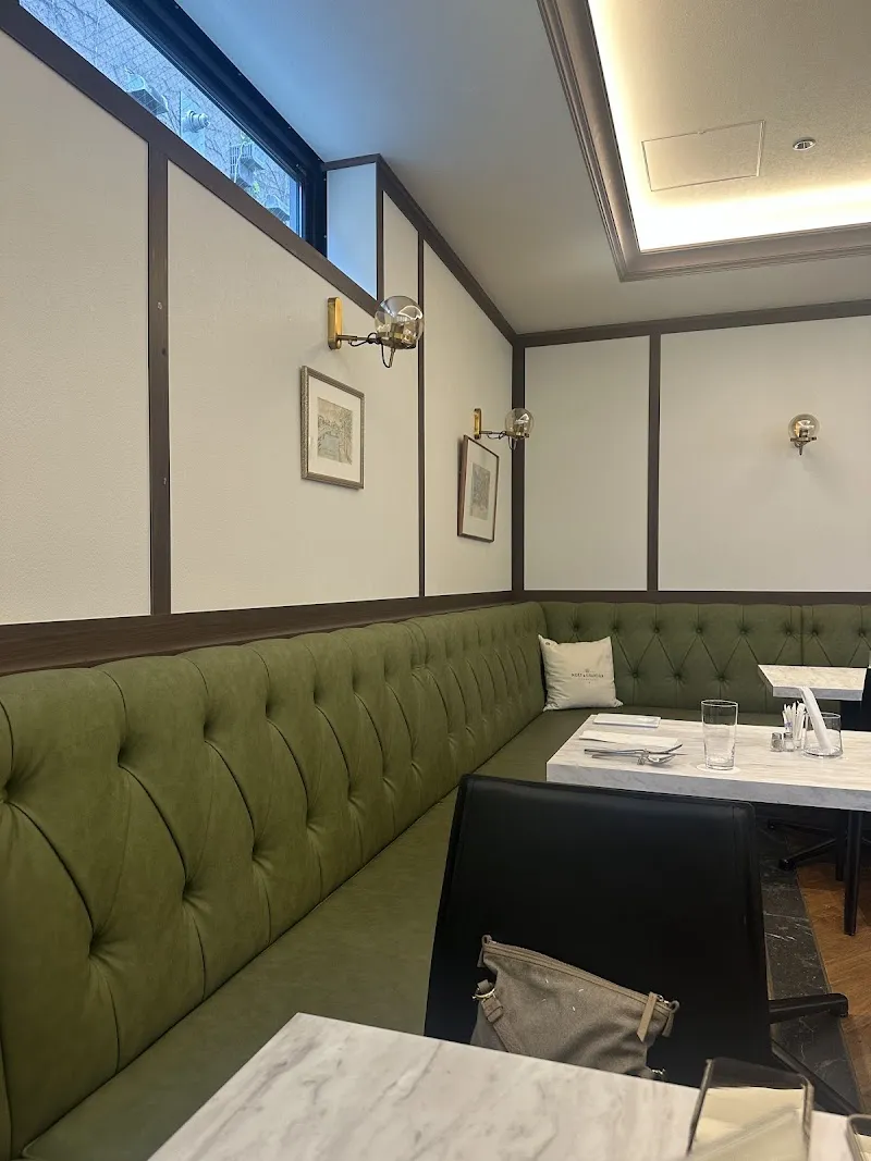 Gallery 3