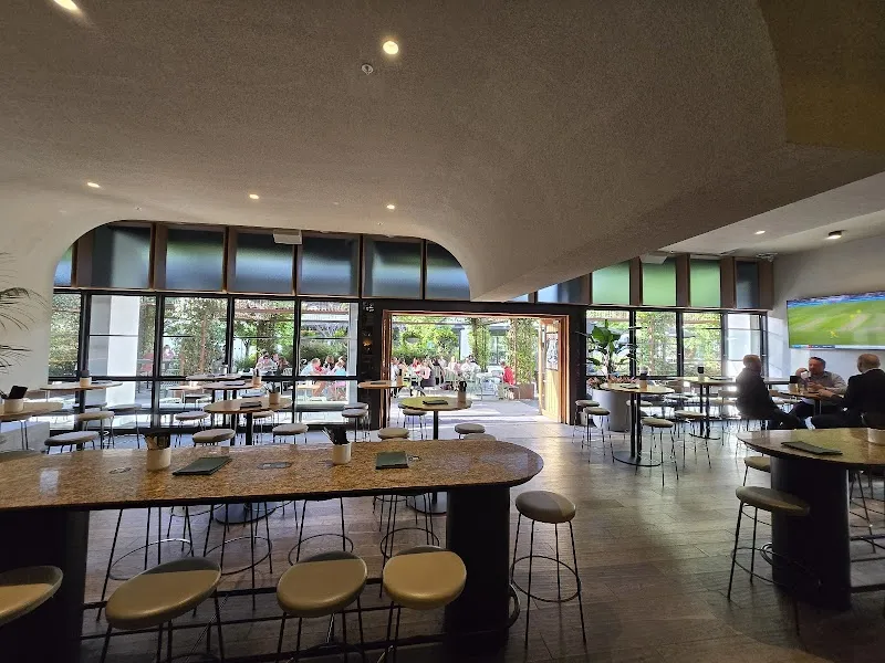 Gallery 4