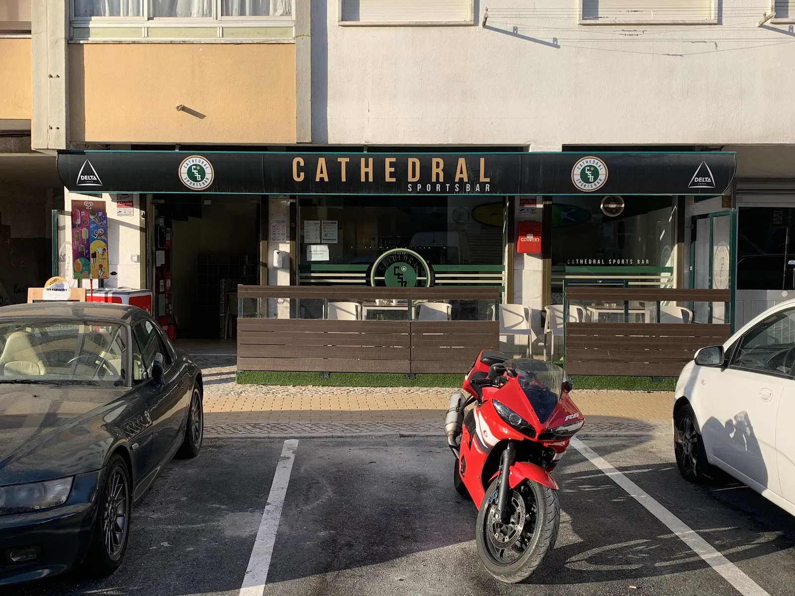 Cathedral Sports Bar - Image 4