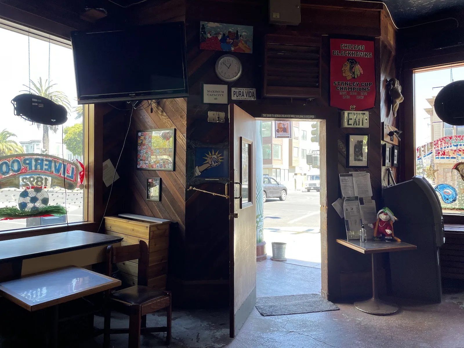 The Bar on Dolores - Image 2