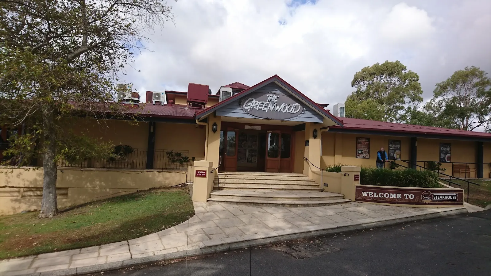 Greenwood Hotel - Image 4