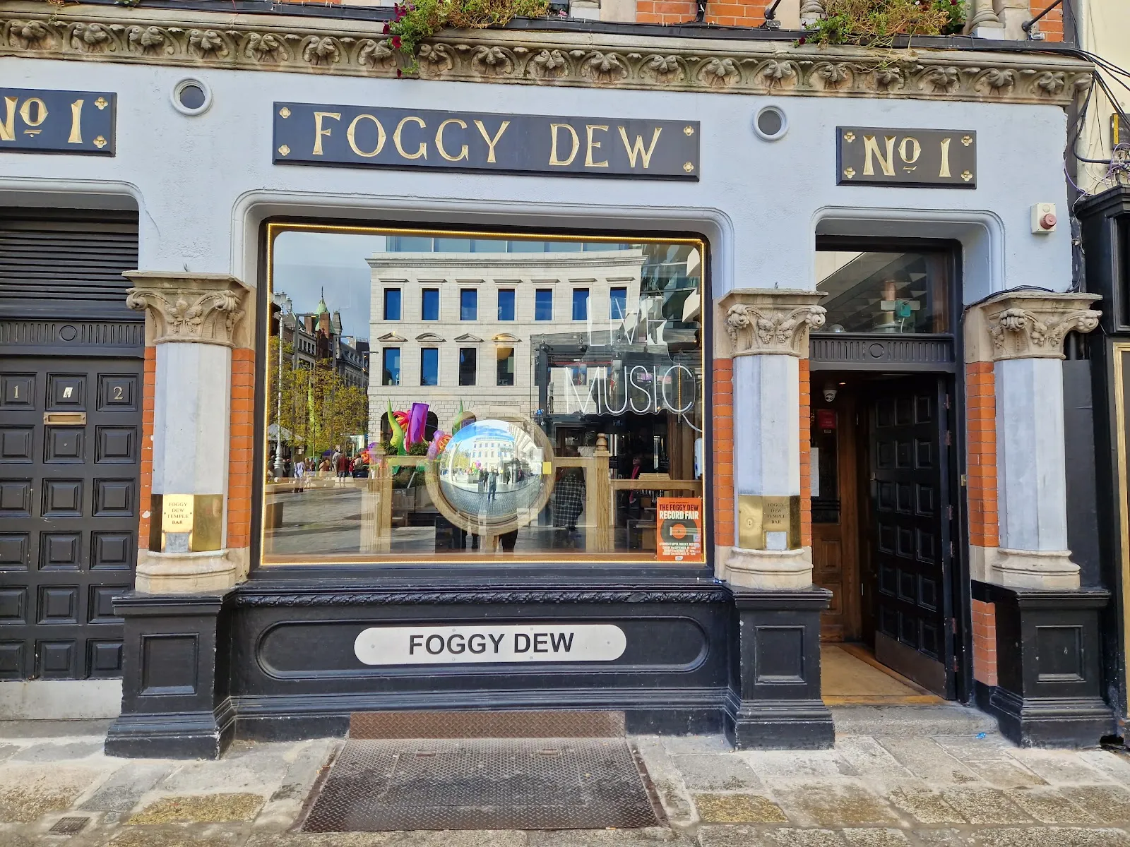 Trinity Bar & Venue - Image 2