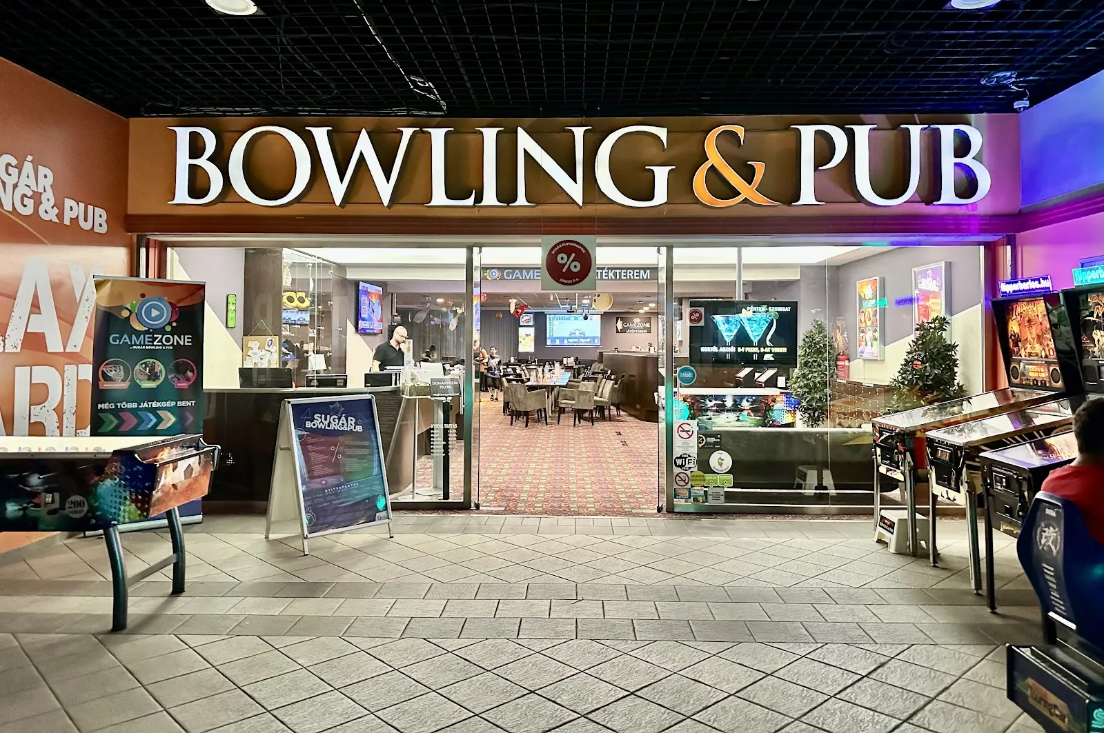 Bowling söröző - Image 2