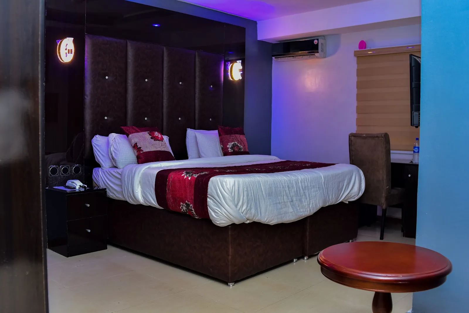 The Tavern Benin City - Image 3