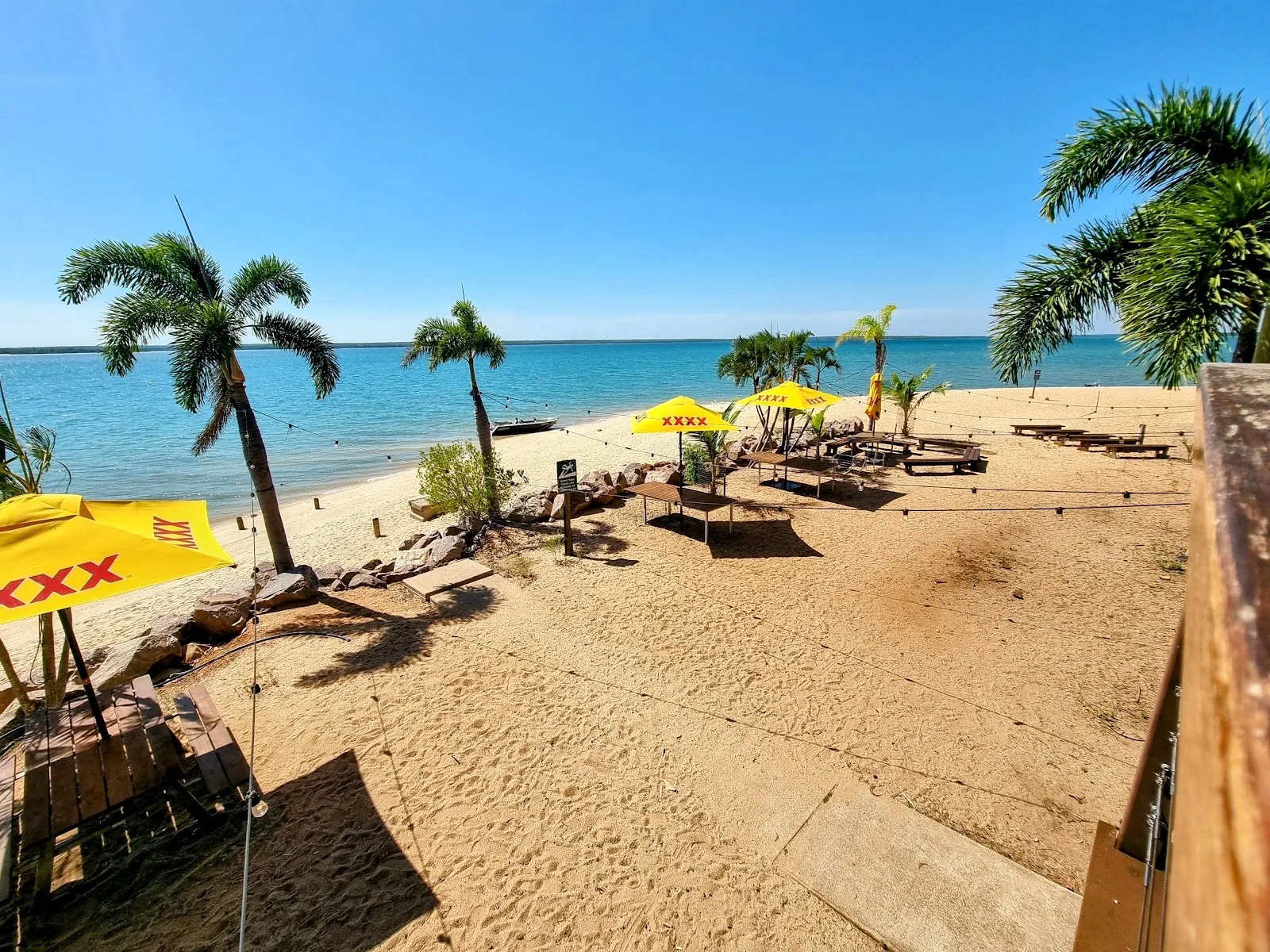 Beachfront Hotel - Image 3