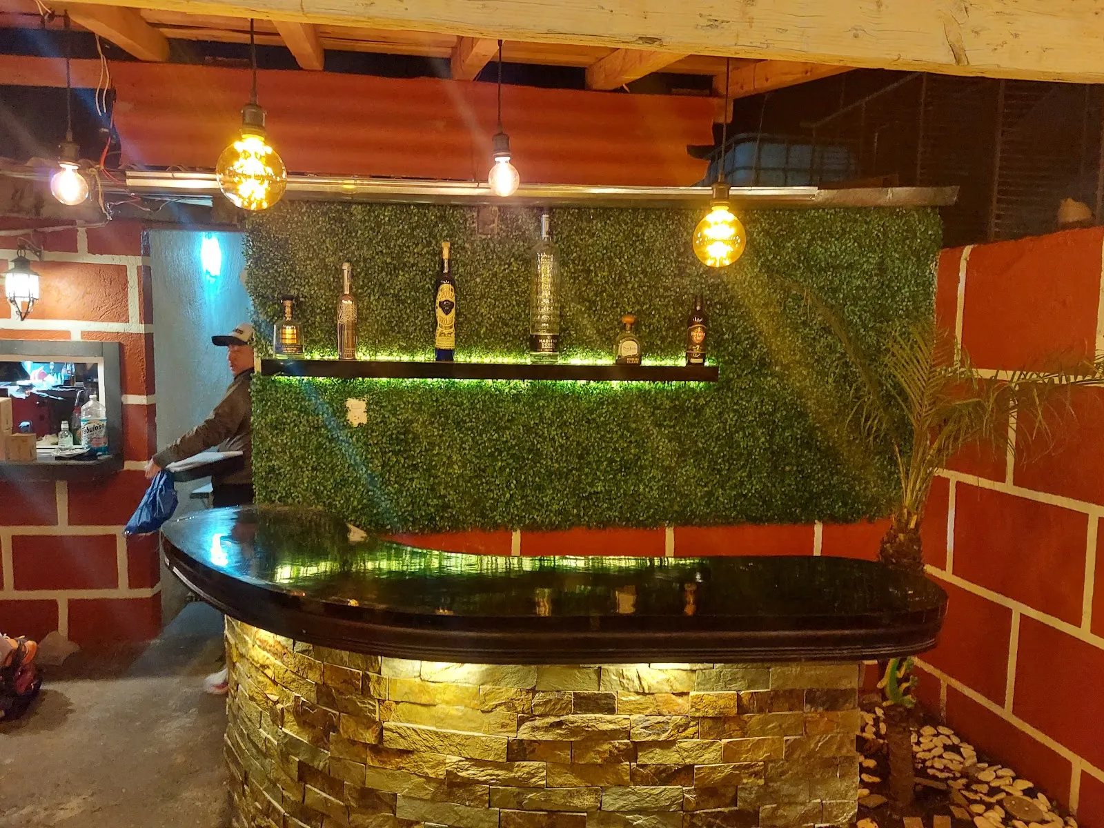 Negro's Bar Lerma - Image 3
