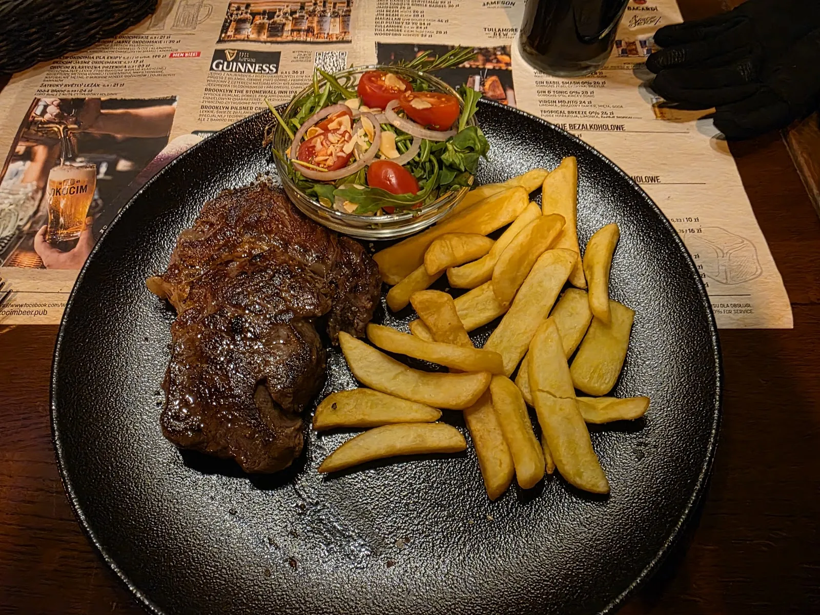 Wilcza Okocim Grill&Bar Beer Pub - Image 4