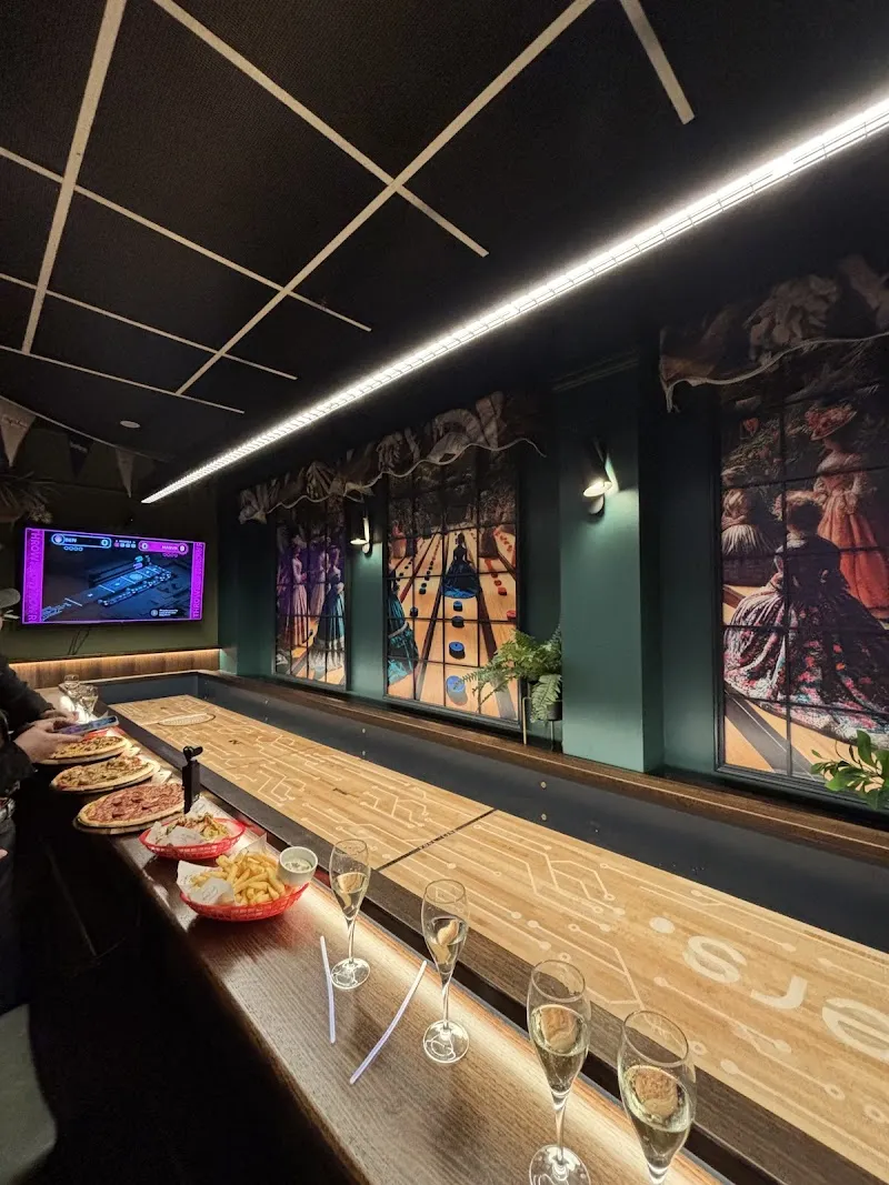 Gallery 4