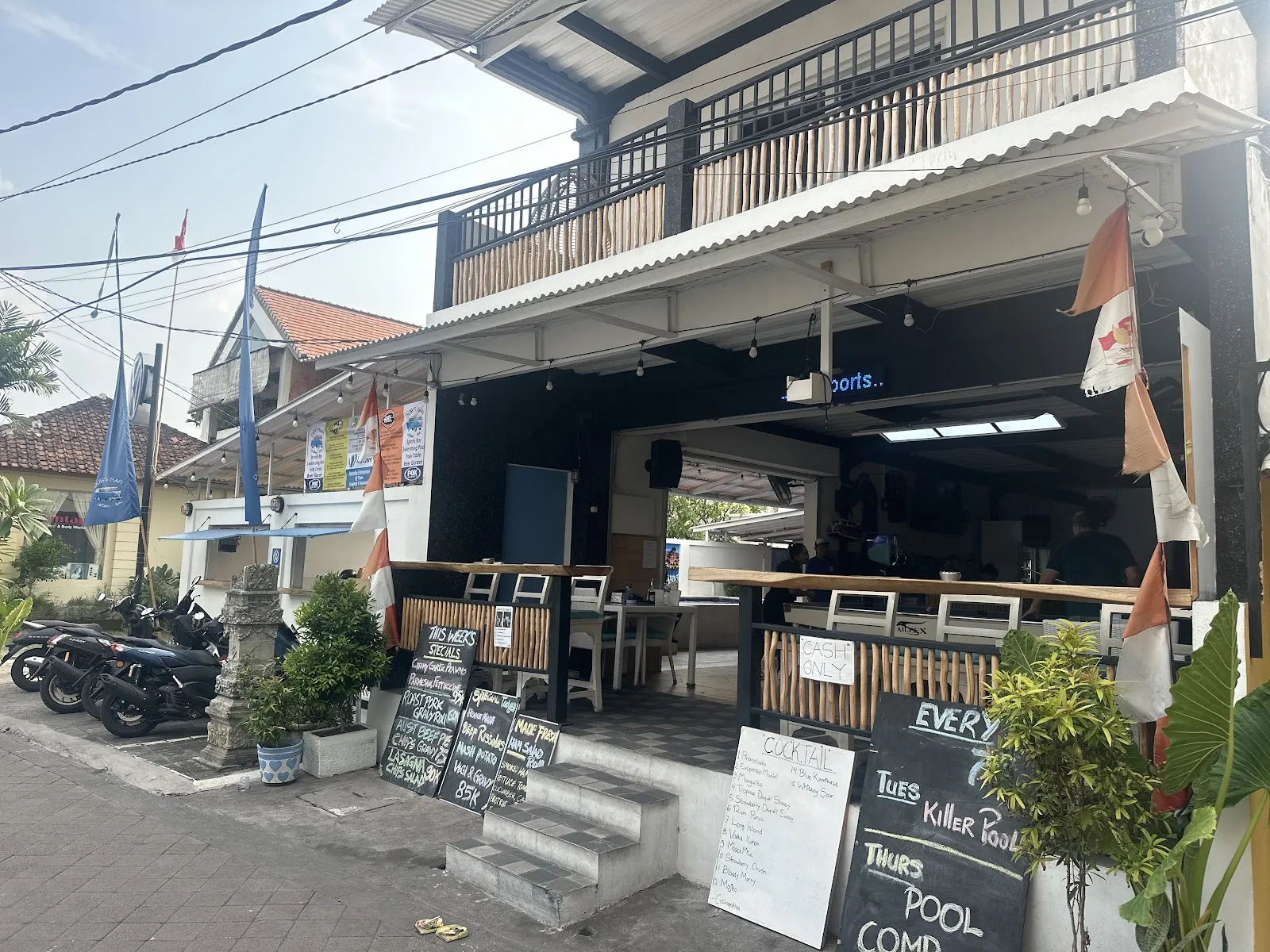Dub’s Bar - Image 3
