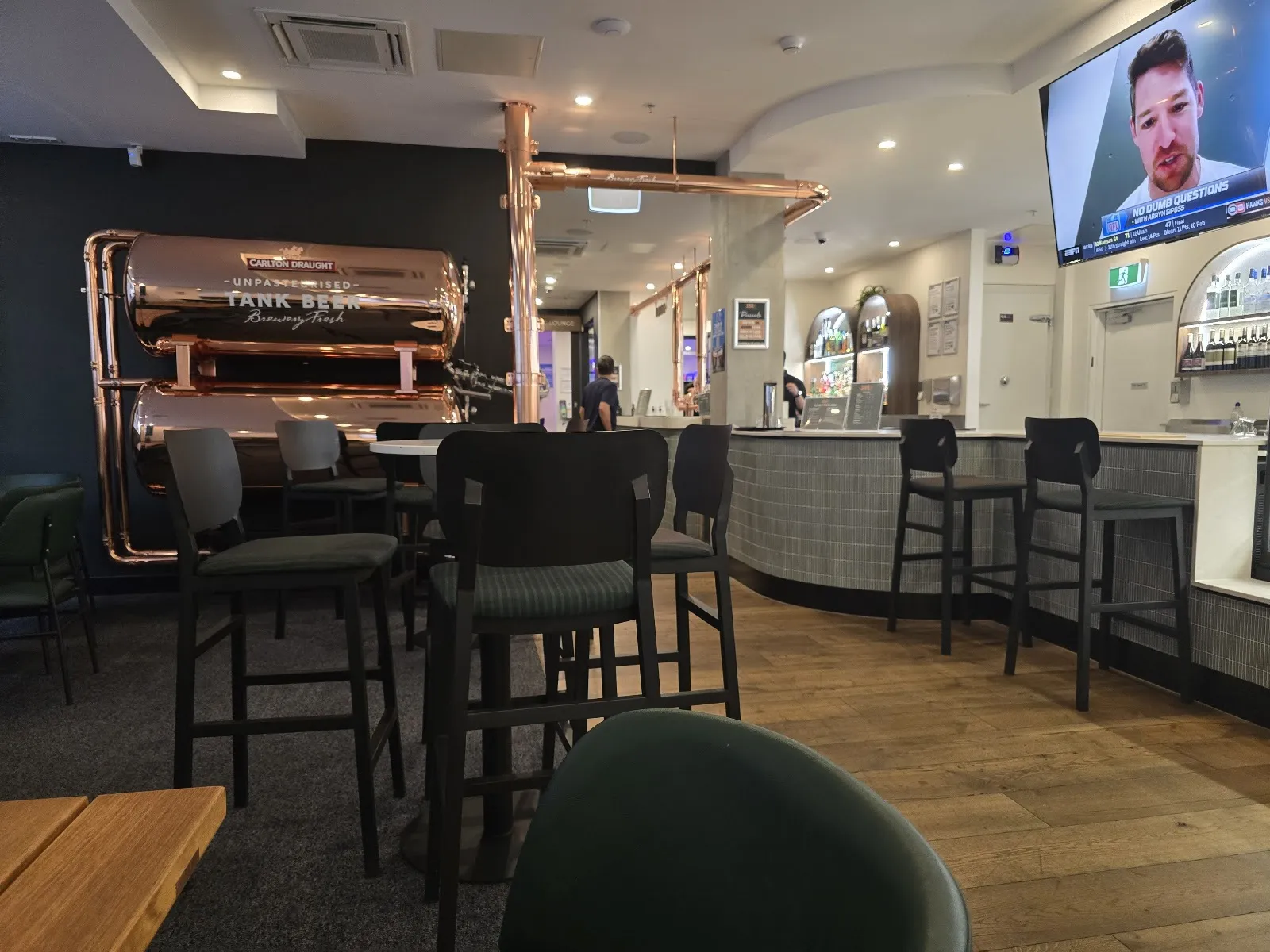 388 Sports Bar - Image 4