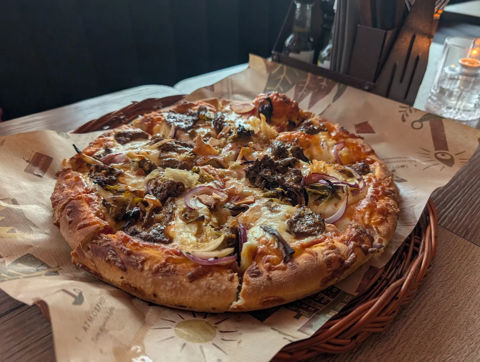 Chicago Pizza & Brew logo