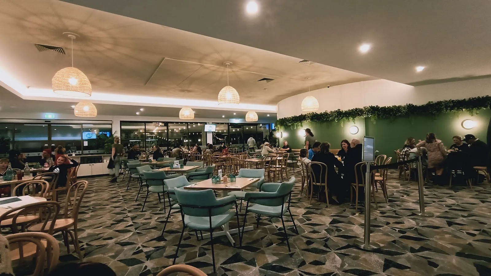 Kings Beach Tavern - Image 3