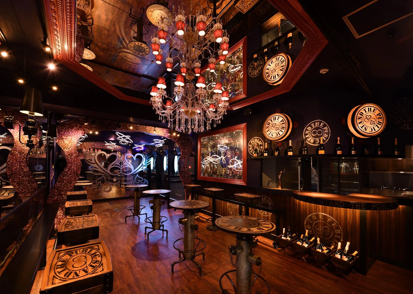 Umeda, All you can drink bar, The Public Stand