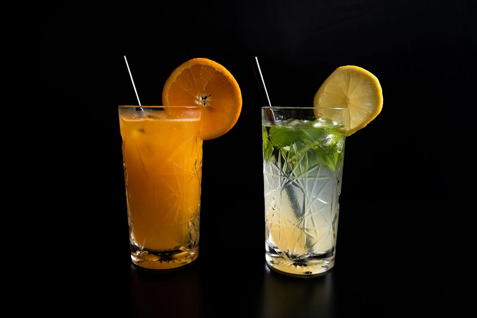 Sport bar Bench  / Cafe Edelweiss - Image 4