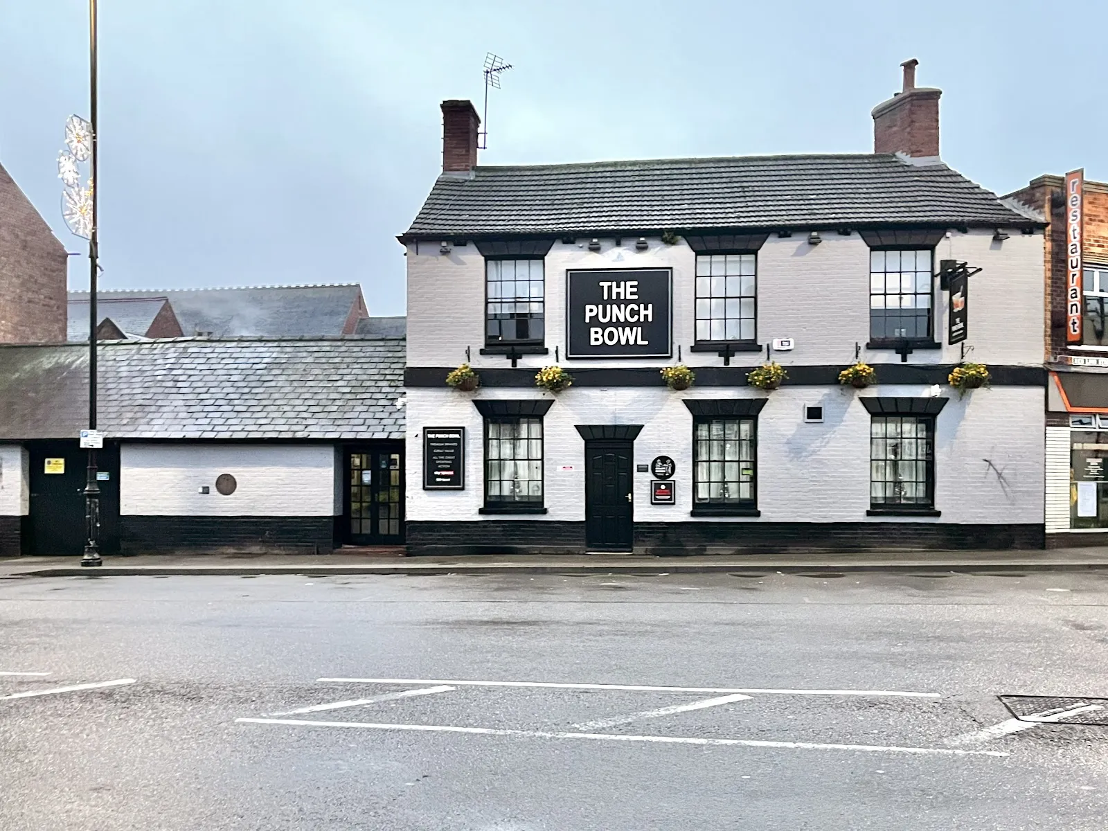 The Punchbowl - Image 4